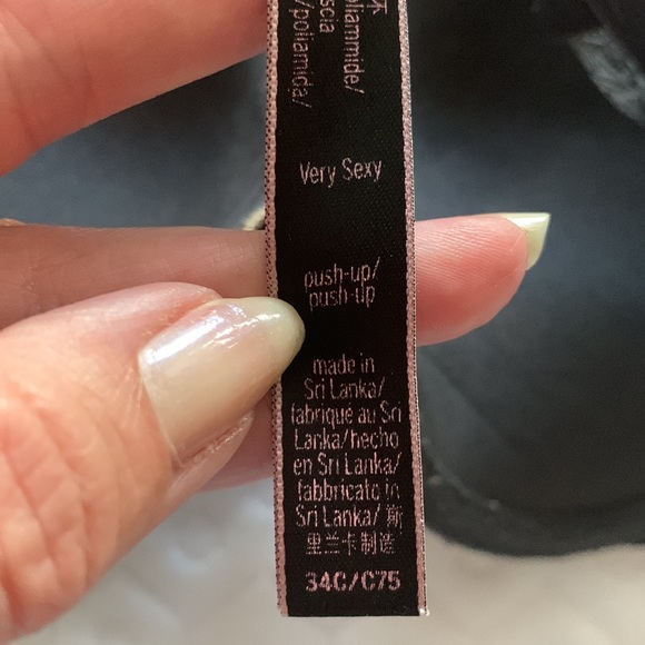 Victoria’s Secret Very Sexy Bra - 34C - Picture 5 of 7